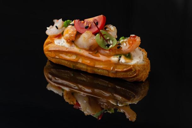 Профитроль с креветками