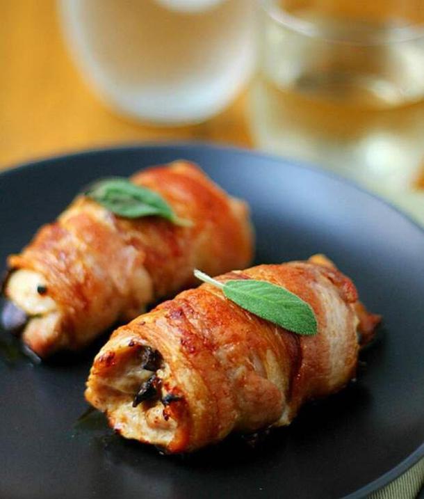 Куриные рулеты с беконом Куриные рулеты с беконом
